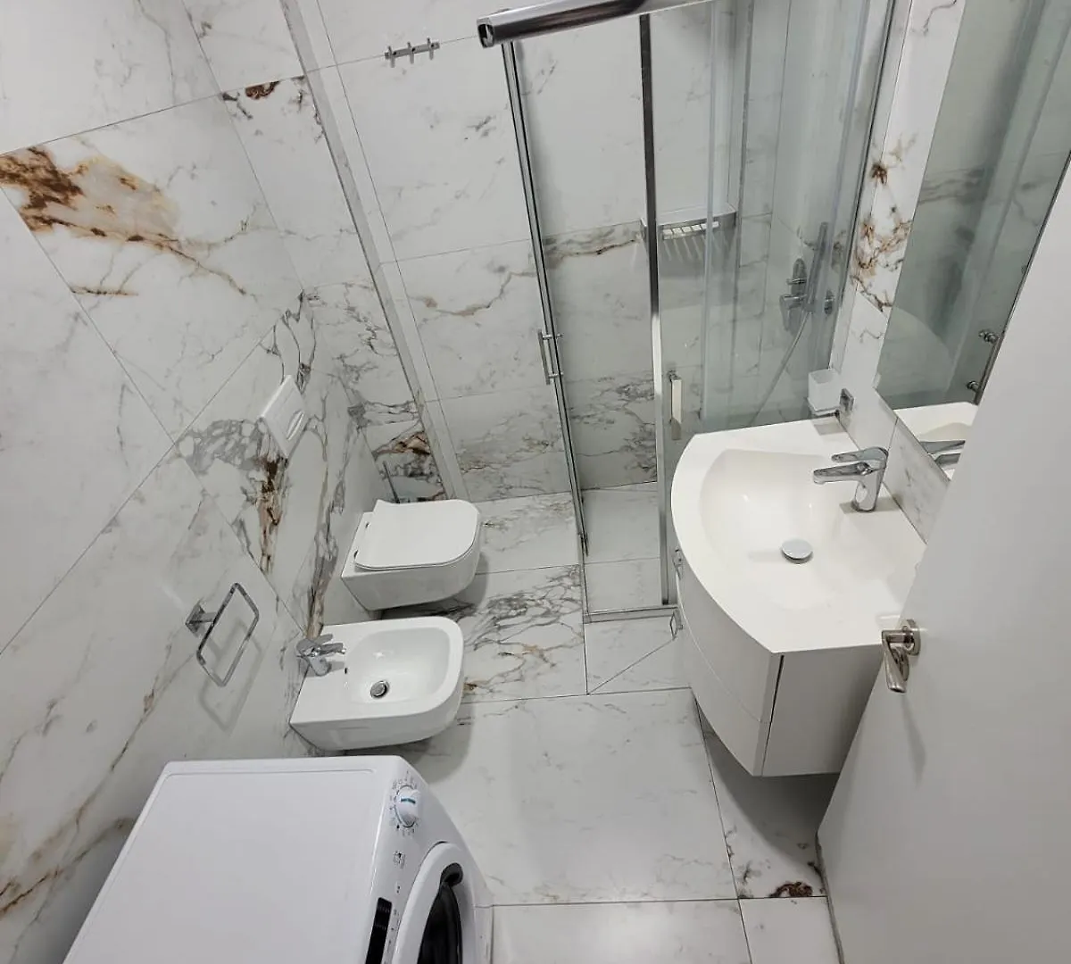 Enes Apartment Tirane